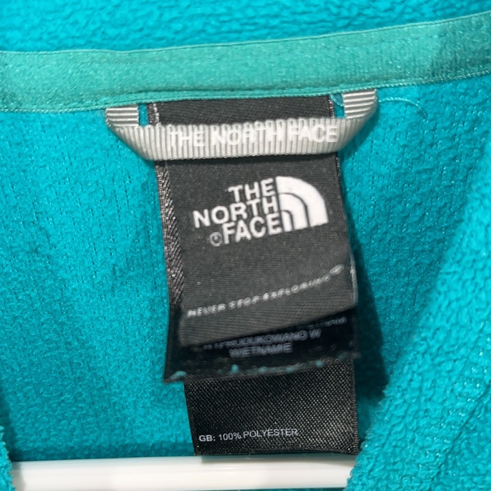 The North Face Lightweight Pullover Jacket - image 3